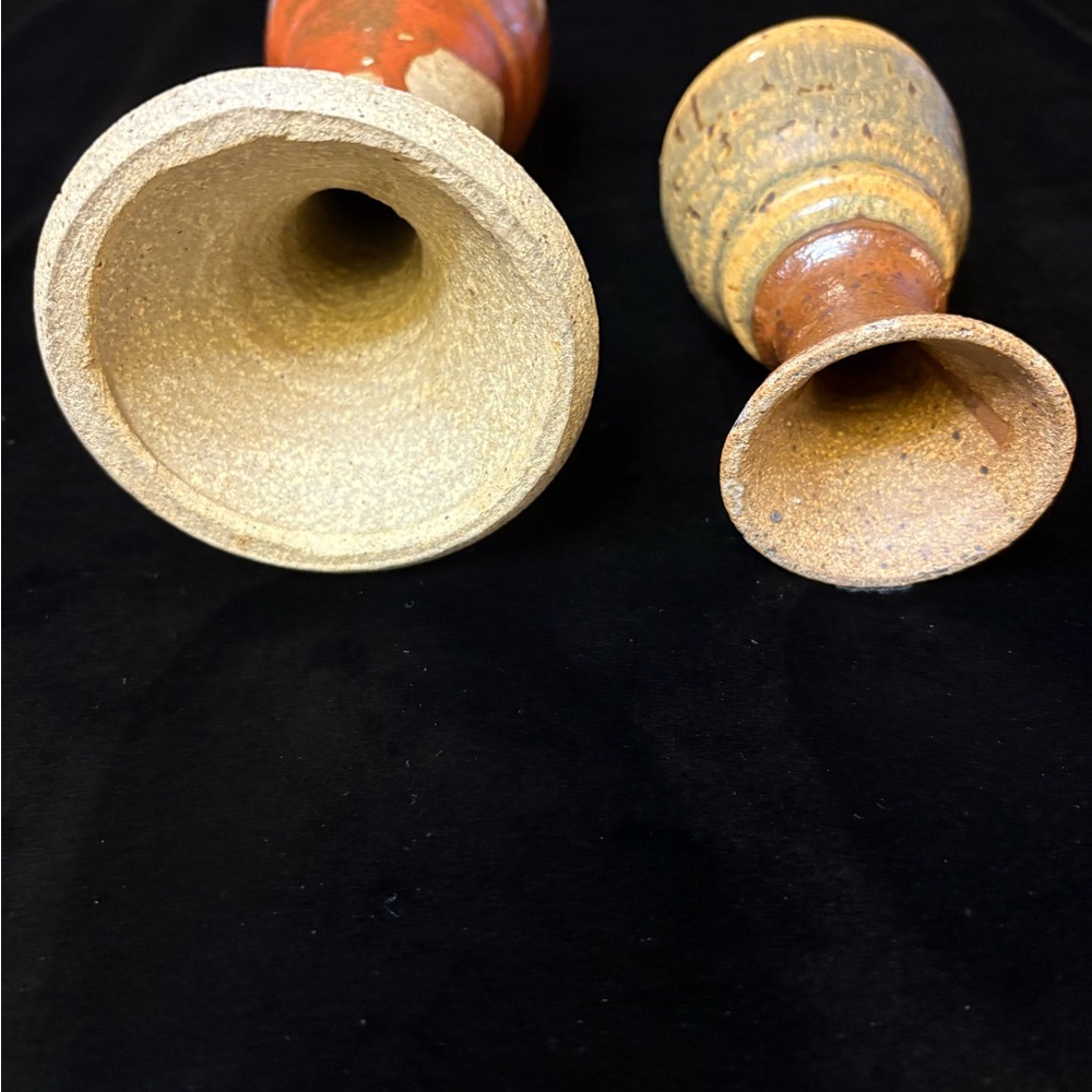 Pair Of Vintage Pottery Goblets - Picture 6 of 7